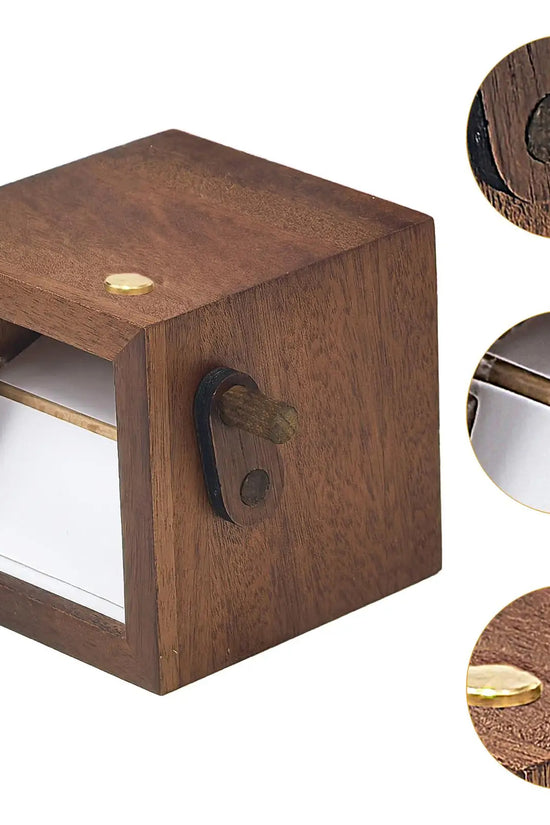 Crank Photo Box