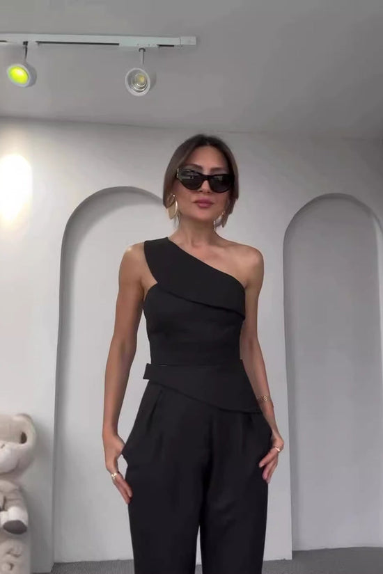 Hot Girl Diagonal Collar Halter Slim Fit Suit