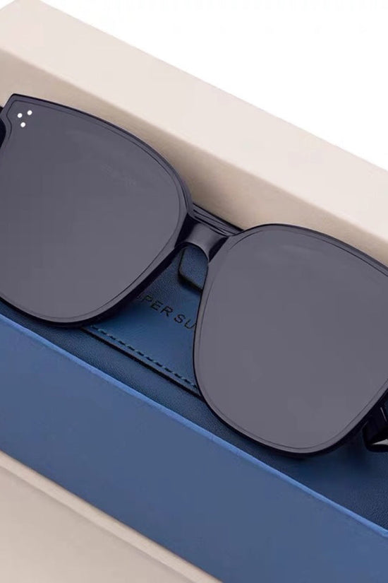 Uv Protective Sunglasses For Both Men And Women
