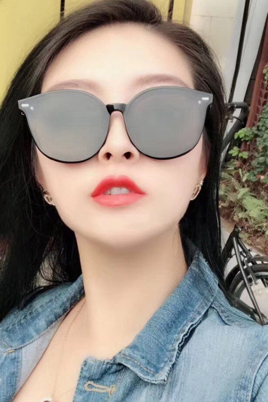 Uv Protective Sunglasses For Both Men And Women